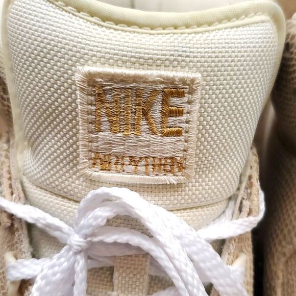 SOLD!! NIKE Air Python PRM "Metallic Gold" - Size 7 1/2 - Picture 3 of 9